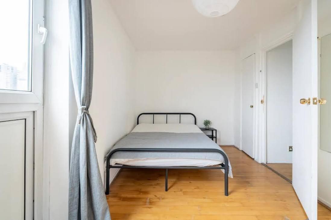 Spacious Room With City Skyline Views Close To London Eye Екстер'єр фото